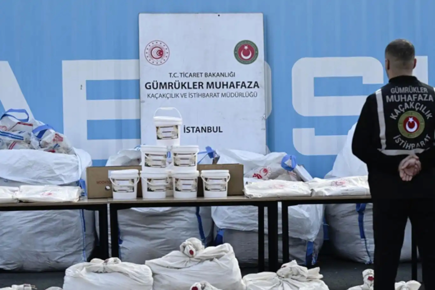 Üç İlde Eş Zamanlı Operasyon: Gümrük Muhafaza 1 Tonun Üzerinde Esrar Ele Geçirdi