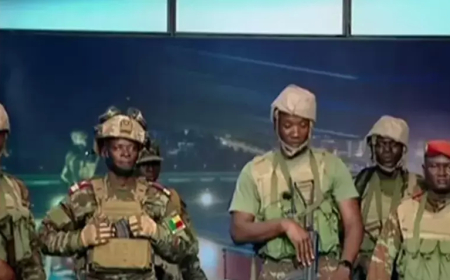 Benin’de Darbe Girişimi Püskürtüldü: “Silahlı Kuvvetler Yeminlerine Bağlı Kaldı”