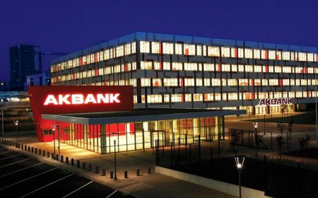 Akbank, 1,5 Milyar TL’lik Takipteki Krediyi 312 Milyon TL’ye Satışa Çıkardı