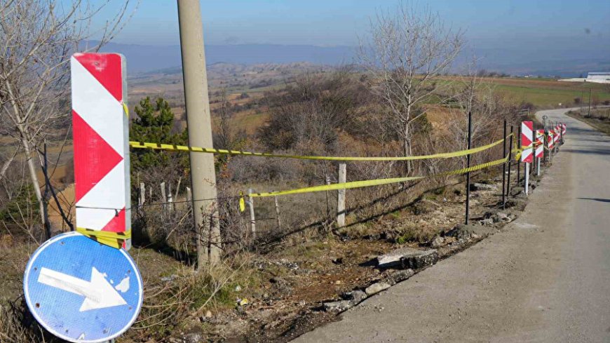 Kastamonu'da Toprak Anlaşmazlığı Yüzünden Köy Yolunda Büyük Değişiklik: “Benim Arazim” Dedi, Yol Daraltıldı