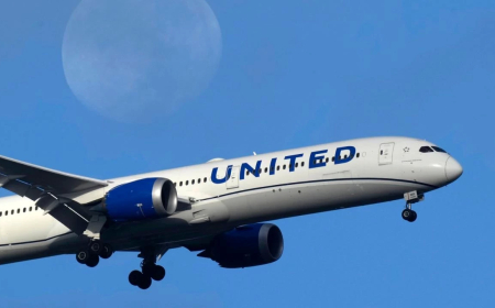 Havacılıkta "Savaş" Depremi: United Airlines Kapasite Düşürdü!