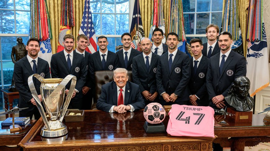 Beyaz Saray’da Dikkat Çeken Anlar: Trump İran Saldırılarını Anlatırken Messi ve Suarez Alkışladı