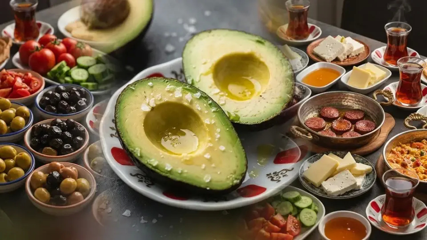 Kahvaltıya farklı bir dokunuş: Avokadoyla 4 pratik tarif