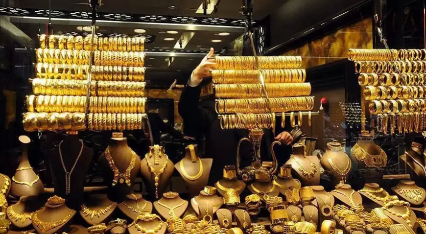 Altında Kara Pazartesi: Gram Altın 6.000 TL’nin Altına Geriledi!