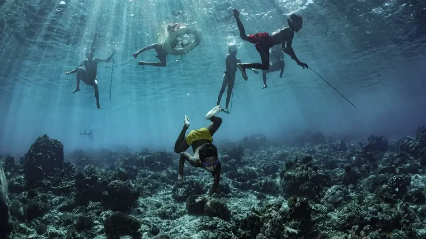 İnsan Evriminin Yaşayan Kanıtı: 13 Dakika Su Altında Kalabilen Bajau Halkı!