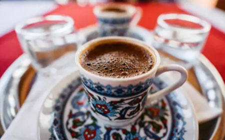 Bağırsakları Harekete Geçiren Tarif: Tereyağlı Türk Kahvesi
