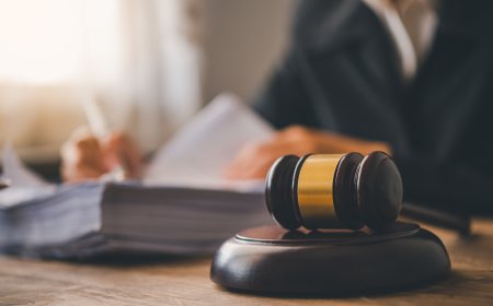 Anayasa Mahkemesi, Arabulucunun Hatası Nedeniyle İşe İade Davası Reddedilen İşçi'nin 10 Bin Lira Manevi Tazminat Ödemesine Karar Verdi