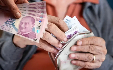 Emeklinin Bayram İkramiyesi Netleşti: Bakan Işıkhan Son Noktayı Koydu!