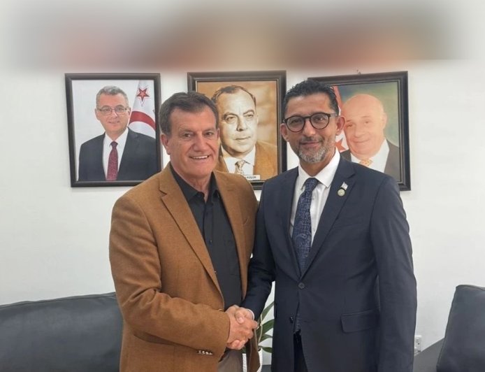 Latif Akça, Yeniden Doğuş Partisi'ne Katıldı