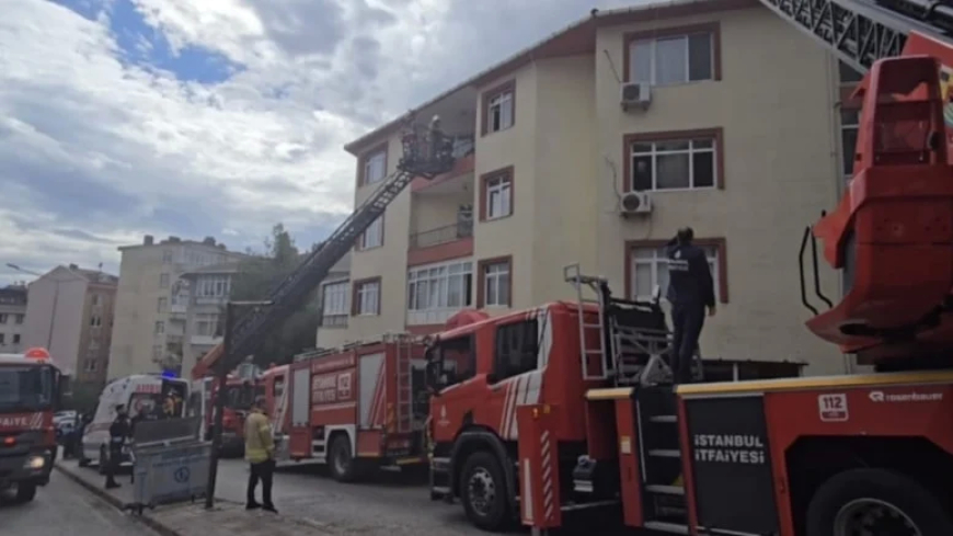 Ümraniye'de korkutan yangın: 4 kişi merdivenle kurtarıldı