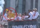 Galatasaray'da Şampiyonluk Kutlamaları Başladı: Torreira ve Yunus'tan Dikkat Çeken Pankart