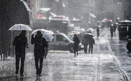 İstanbul'da Hava Durumu Tersine Dönüyor: Hafta Sonu Planı Yapanlara AKOM'dan Kritik Uyarı