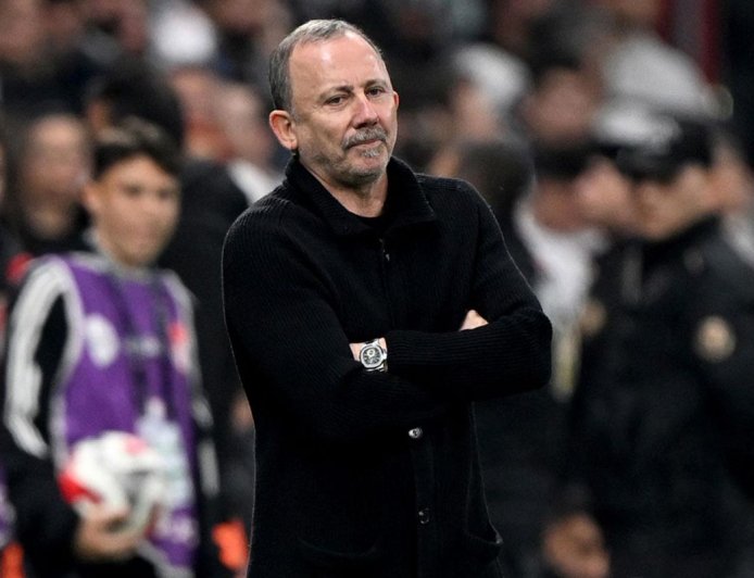 Beşiktaş’ta Sergen Yalçın Dönemi Kapanıyor: Yeni Sezon, Yeni Umutlar