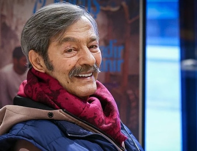 Usta Sanatçı Kadir İnanır Yoğun Bakıma Alındı: Sağlık Durumu Yakından Takip Ediliyor