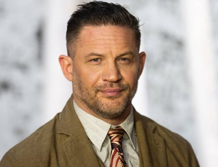 Hollywood’da Set Krizi Kararı Getirdi: Dünyaca Ünlü Aktör Tom Hardy MobLand Dizisinden Kovuldu!