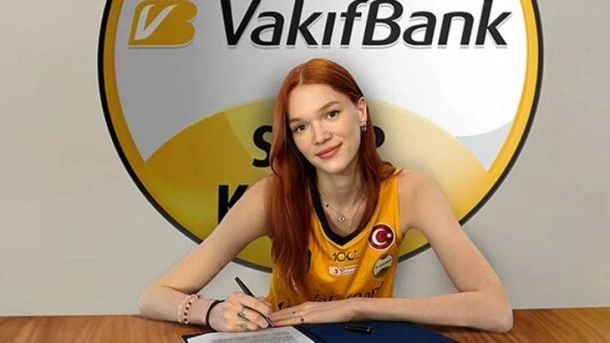 Voleybolda Yeni "Vargas" Modeli mi? Mehmet Akif Üstündağ’dan Marina Markova Açıklaması