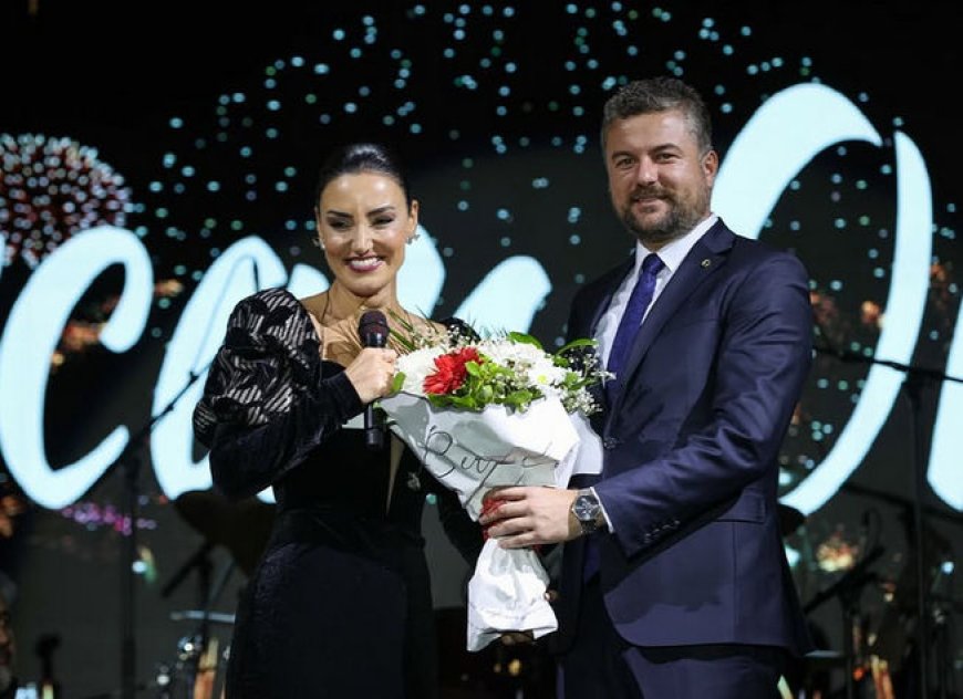 Sevcan Orhan ile Belediye Başkanı Görkem Duman Evleniyor!