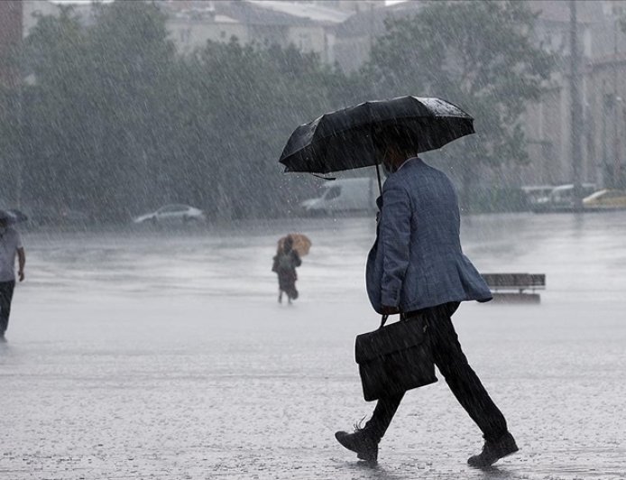 Meteoroloji saat vererek uyardı: Çok sayıda ilde sağanak alarmı