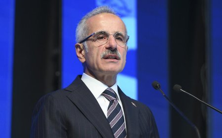 Ankara-İstanbul YHT Hattında Süre 4 Saatin Altına İniyor: Bakan Uraloğlu Müjdeyi Verdi